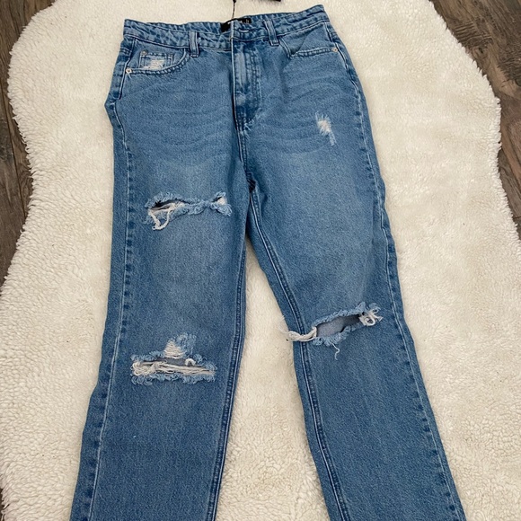 Brand New Misguided High-Waist Straight-Fit Ripped Jeans - Picture 2 of 5